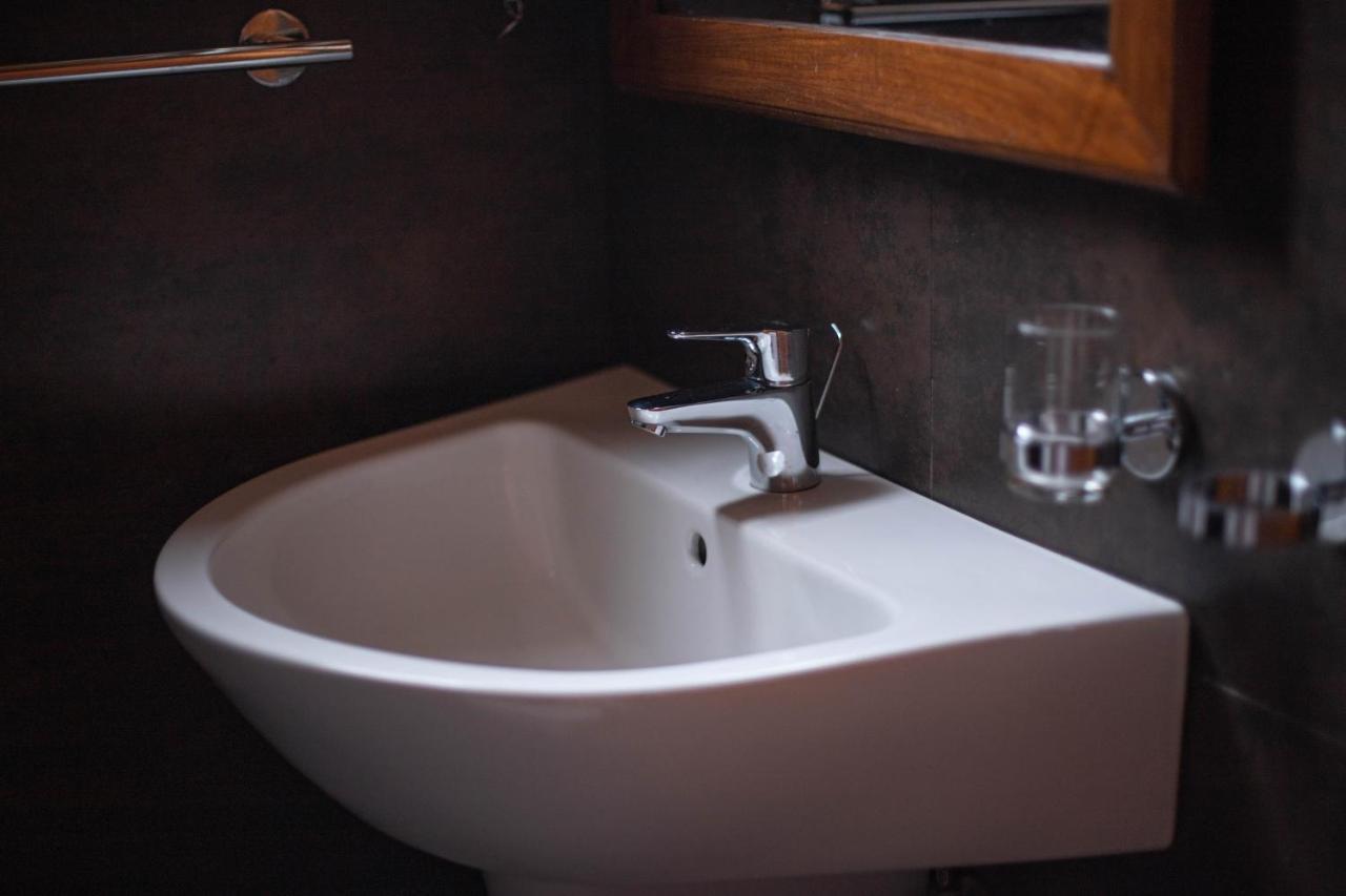 Port View Hotel 3*